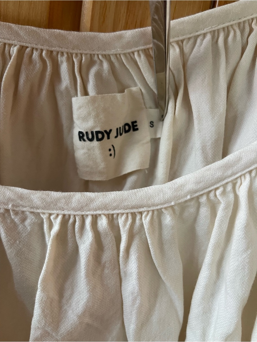 Rudy Jude Gather Top In Natural - S - Picture 4 of 5